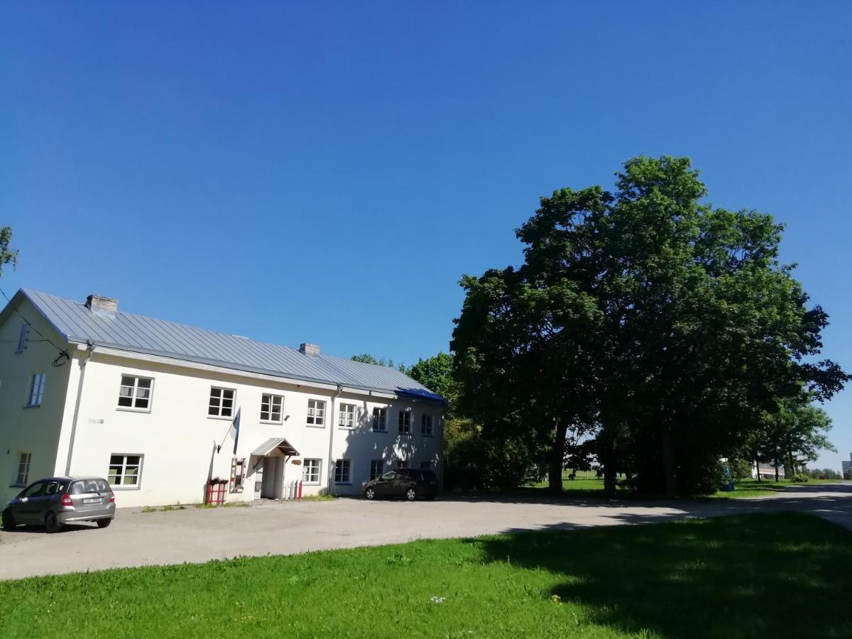 Kadrina St. Catharine'S Guesthouse Bagian luar foto